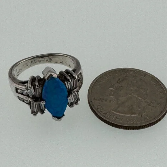 Vintage 925 Sterling Silver and Blue Fire Opal Ring size 8